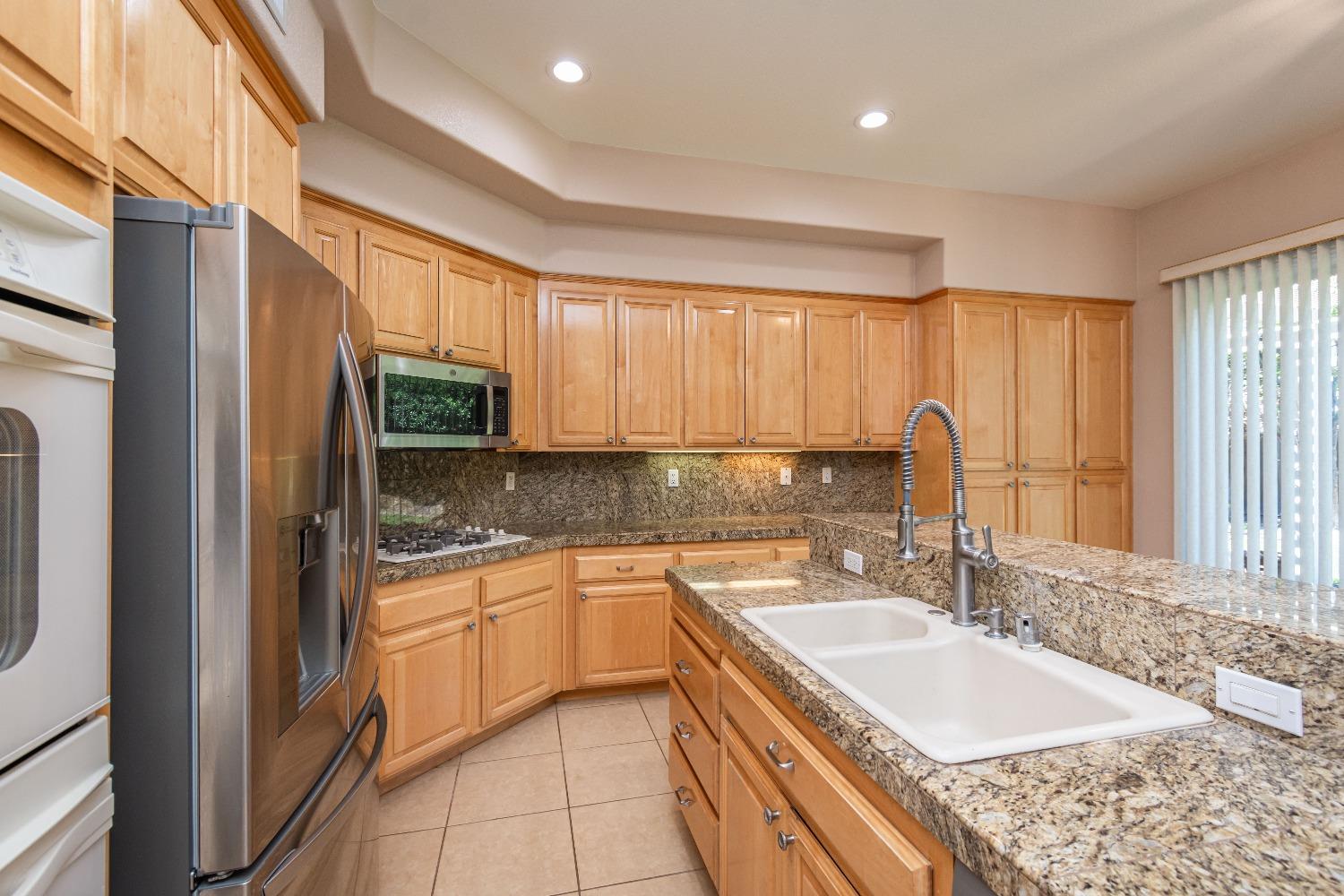 Detail Gallery Image 24 of 52 For 1641 Baines Ave, Sacramento,  CA 95835 - 4 Beds | 3/1 Baths