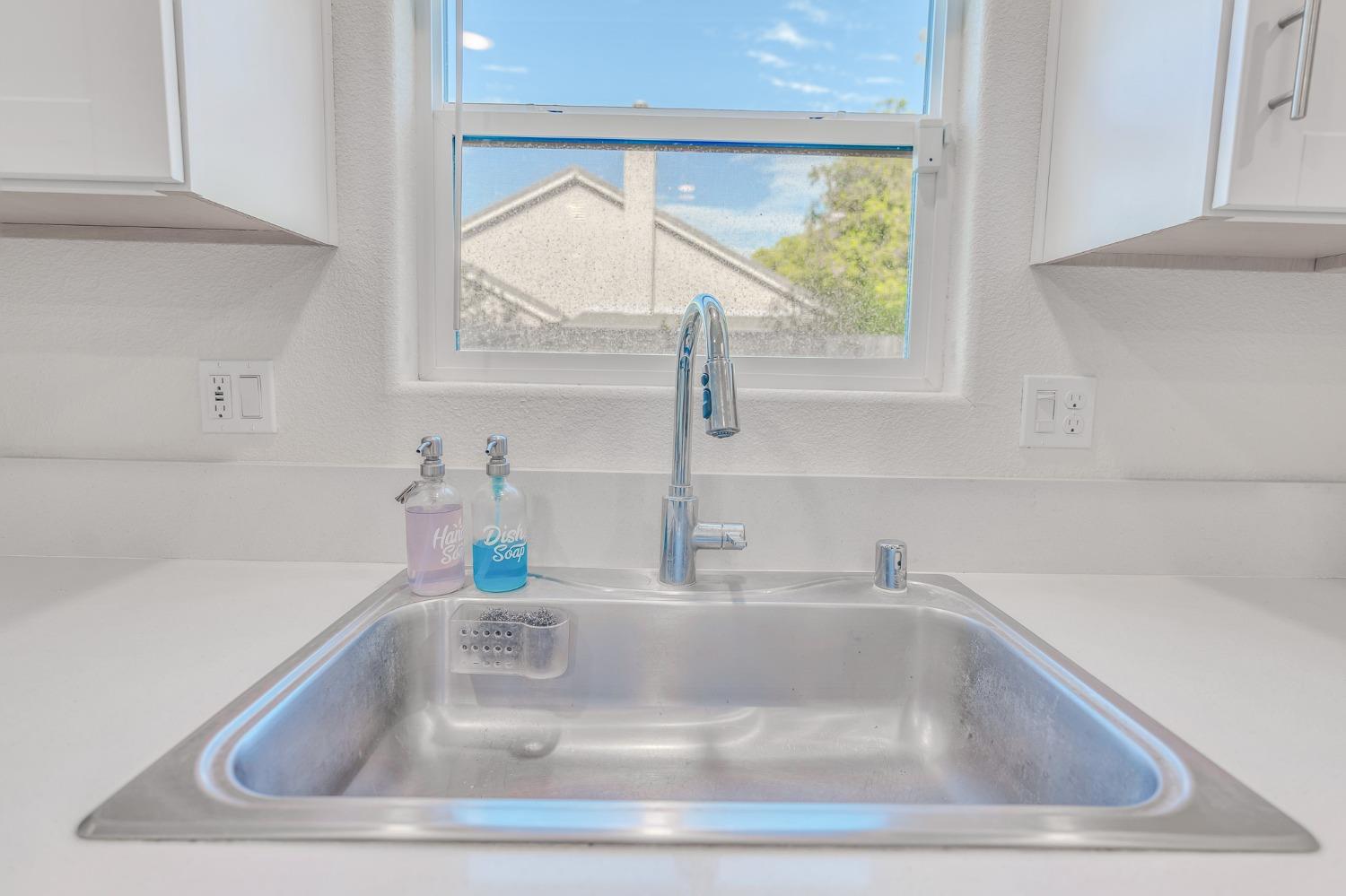 Tomaso Court, Los Banos, California image 37