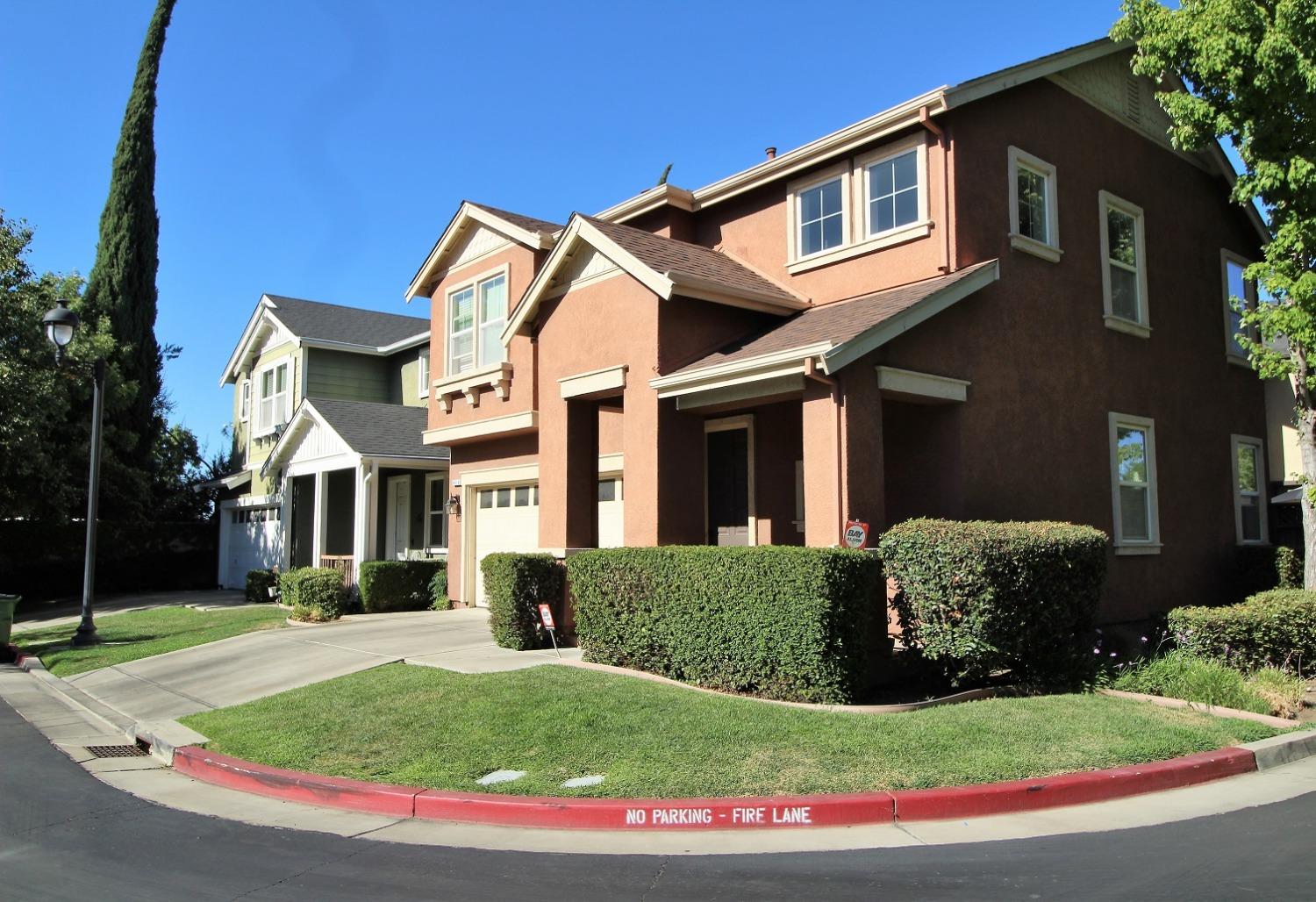 Detail Gallery Image 30 of 34 For 4610 Timber Ct, Stockton,  CA 95210 - 4 Beds | 2/1 Baths