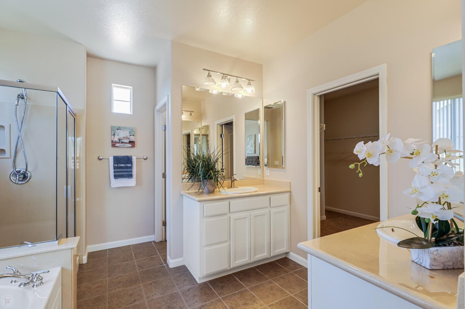 Detail Gallery Image 43 of 49 For 614 Leah Ln, Tracy,  CA 95391 - 4 Beds | 3/1 Baths