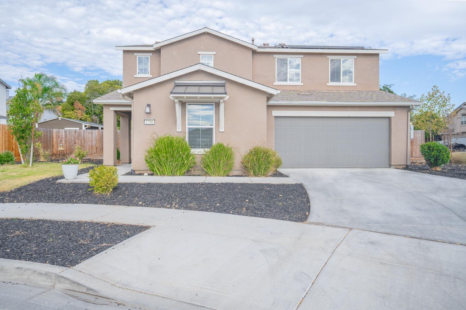 Tomaso Court, Los Banos, California image 2