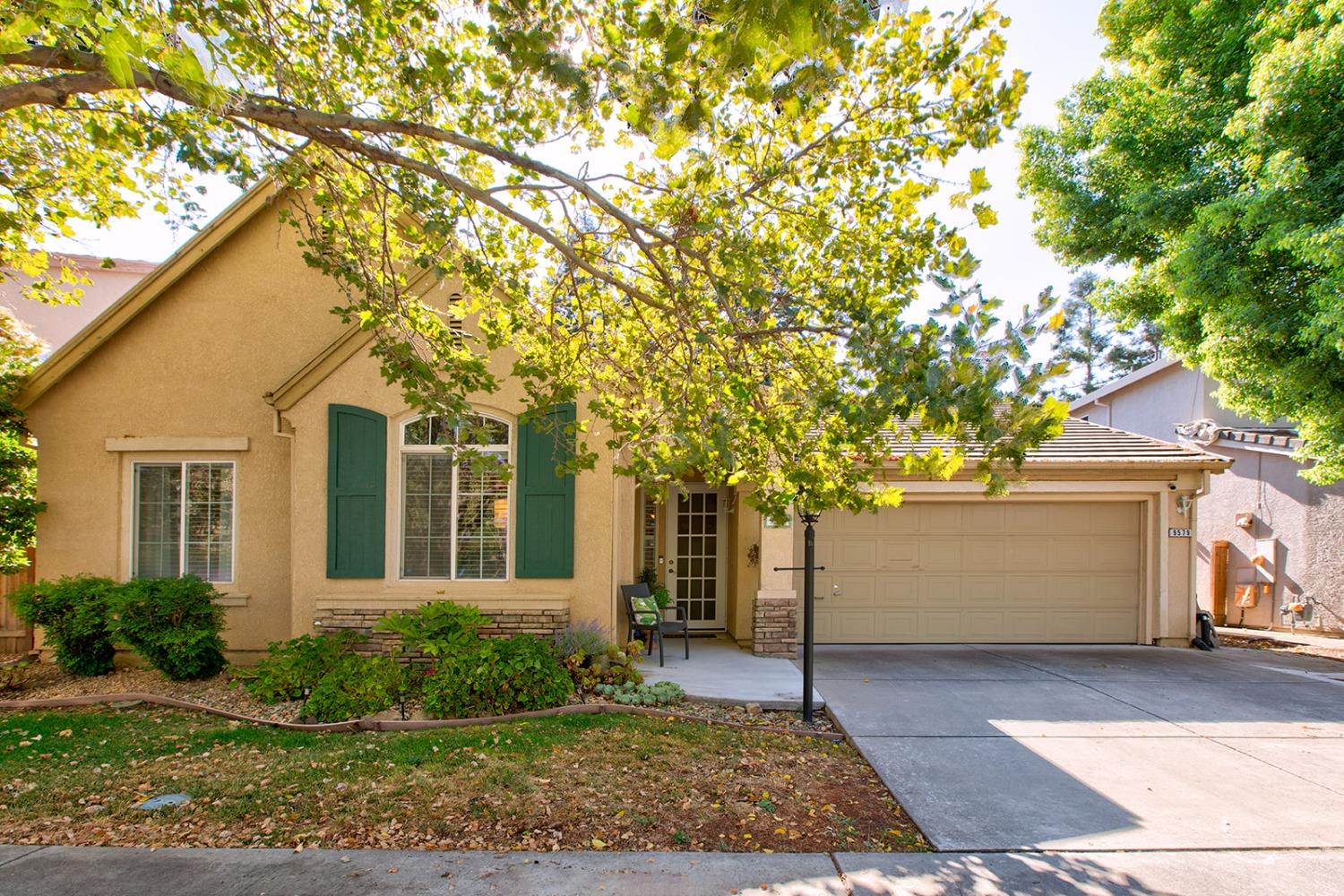 Detail Gallery Image 1 of 1 For 9579 Baypoint Way, Elk Grove,  CA 95624 - 3 Beds | 2 Baths