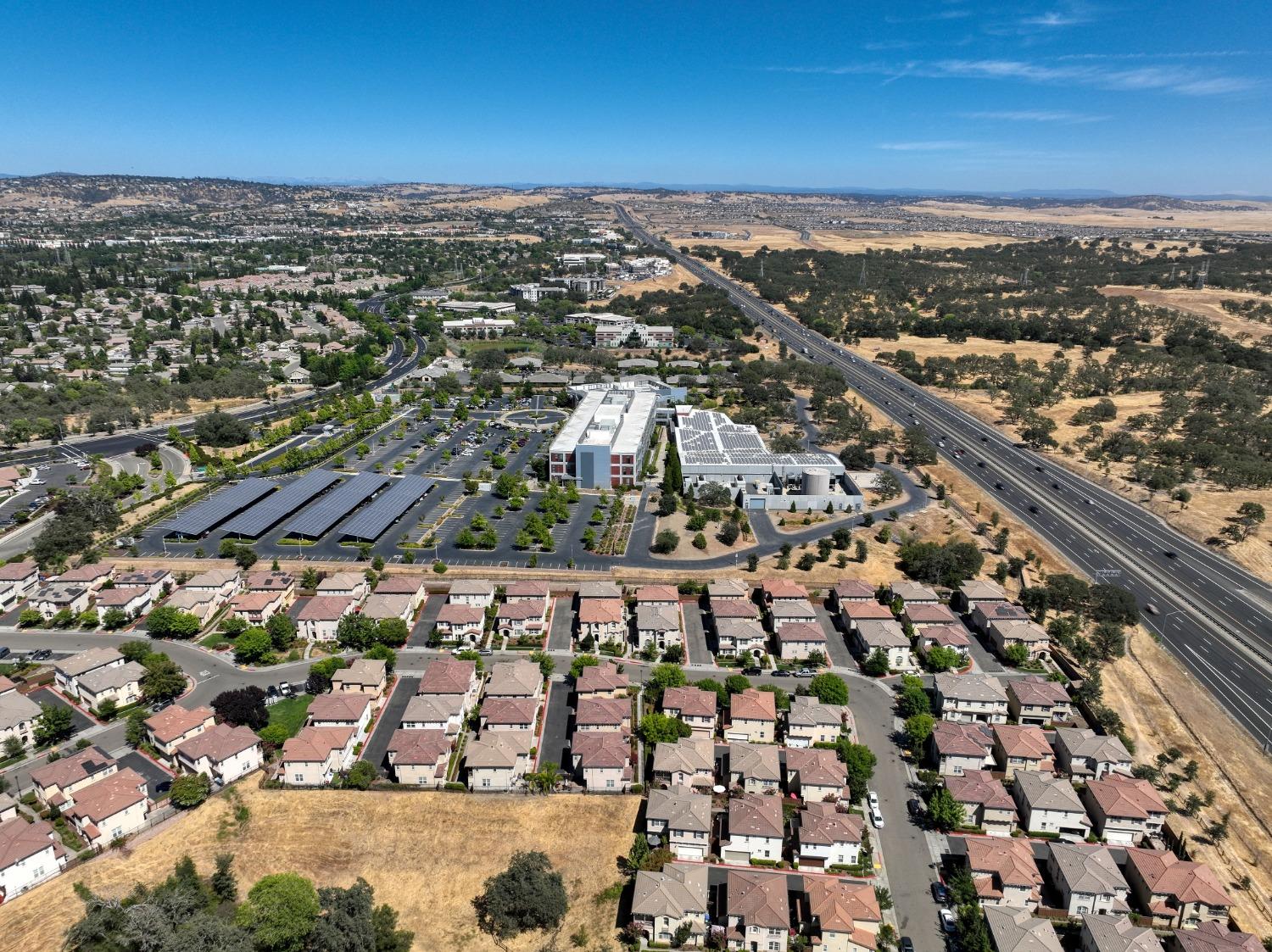 Detail Gallery Image 37 of 38 For 153 Barnhill Dr, Folsom,  CA 95630 - 3 Beds | 2/1 Baths