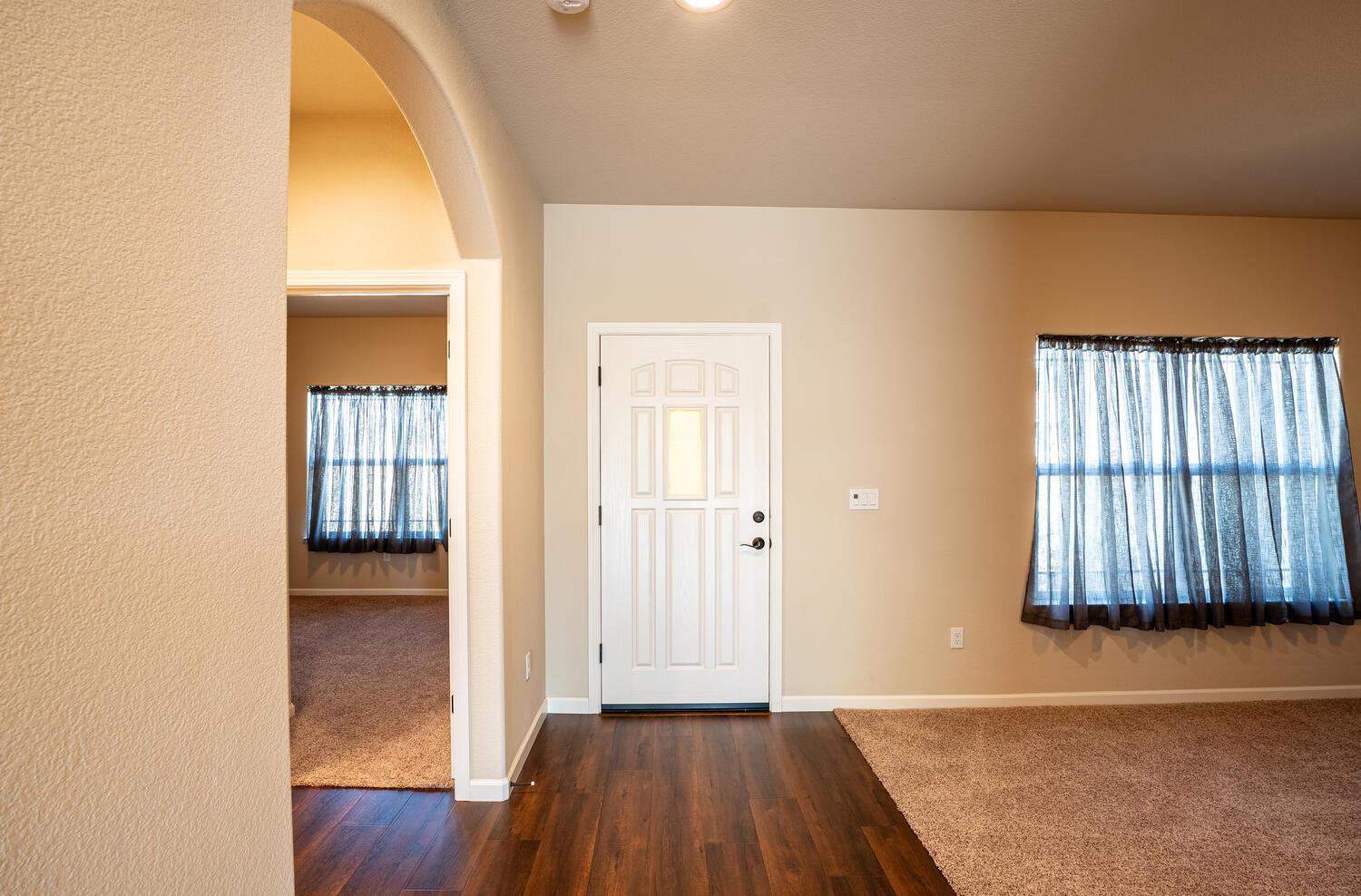 Detail Gallery Image 4 of 23 For 1426 St Andrews Ln, Ione,  CA 95640 - 3 Beds | 2 Baths