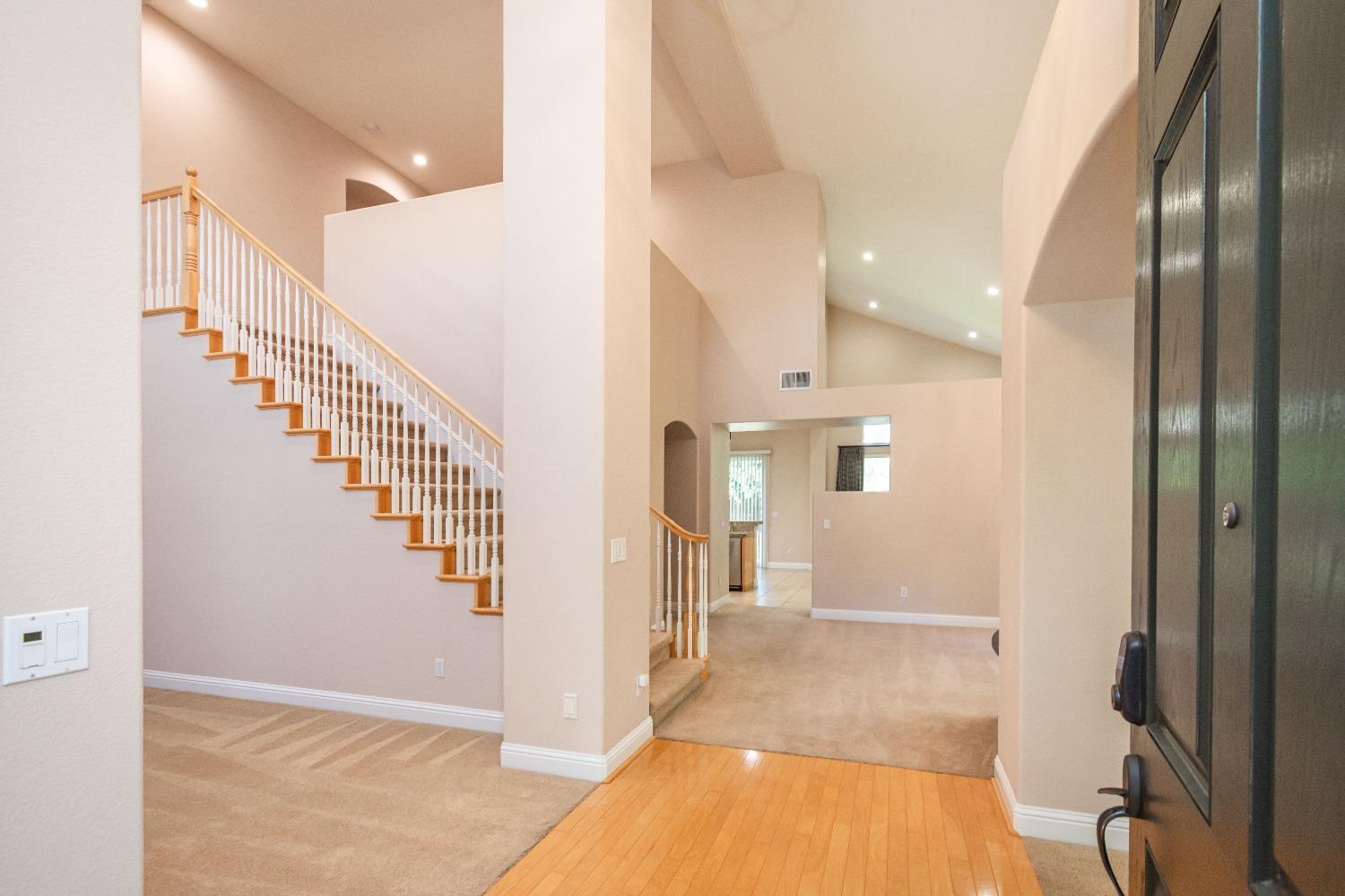 Detail Gallery Image 4 of 52 For 1641 Baines Ave, Sacramento,  CA 95835 - 4 Beds | 3/1 Baths