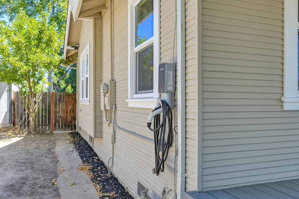 Detail Gallery Image 29 of 46 For 3225 Franklin Blvd, Sacramento,  CA 95818 - 2 Beds | 2 Baths