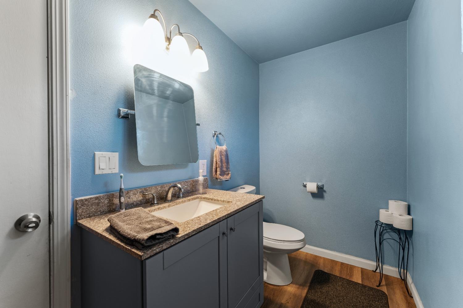 Detail Gallery Image 19 of 26 For 3604 Willow St, Sacramento,  CA 95838 - 3 Beds | 2 Baths