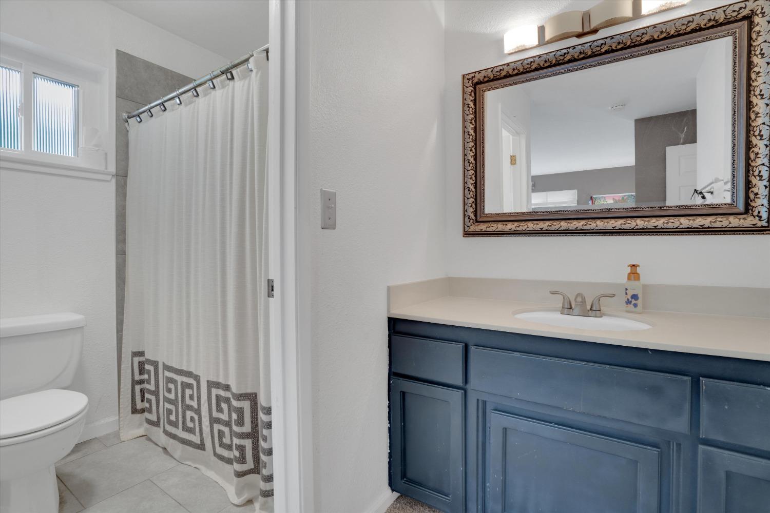 Detail Gallery Image 20 of 23 For 1013 Claremont Ct, Modesto,  CA 95356 - 2 Beds | 2/1 Baths