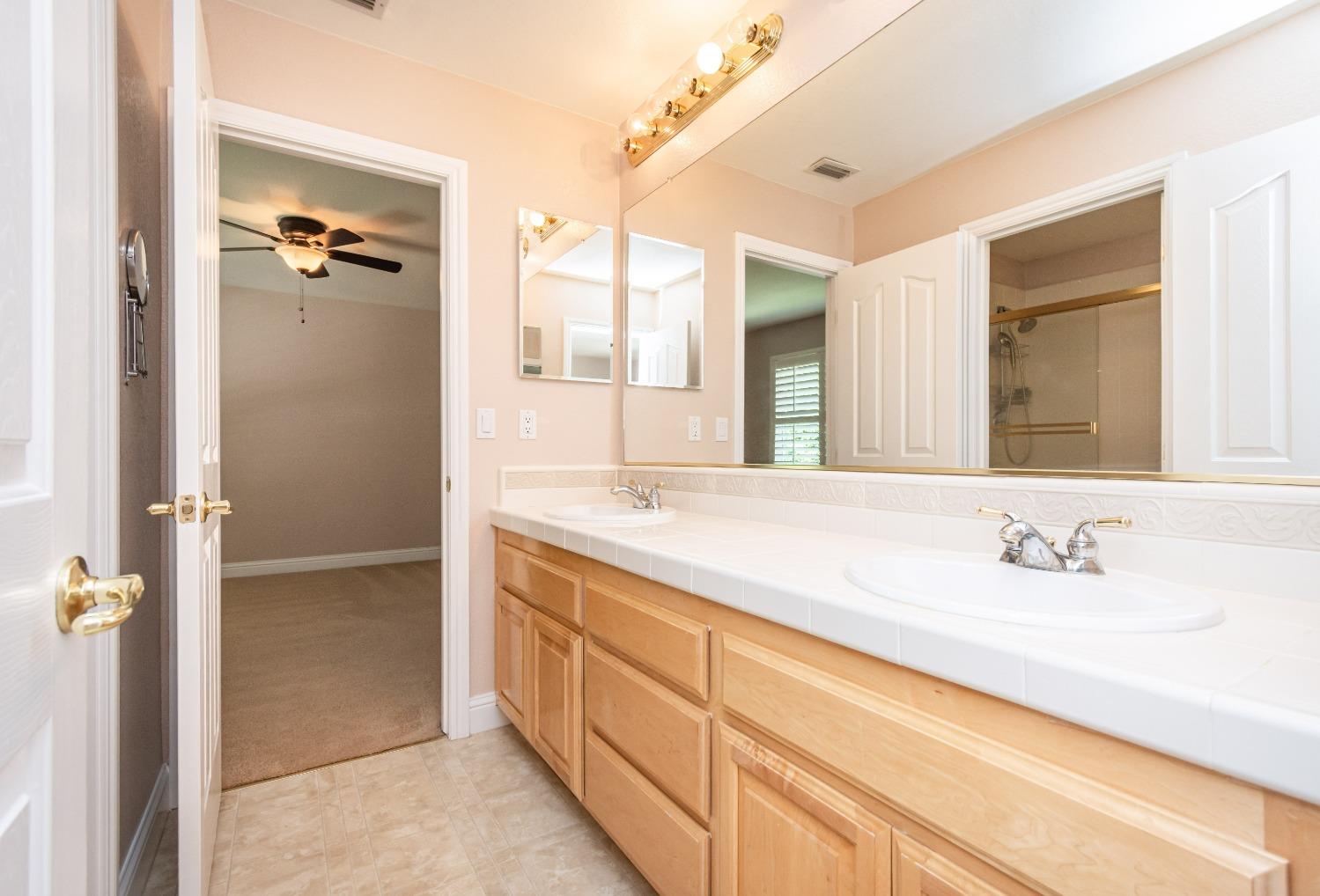 Detail Gallery Image 45 of 52 For 1641 Baines Ave, Sacramento,  CA 95835 - 4 Beds | 3/1 Baths