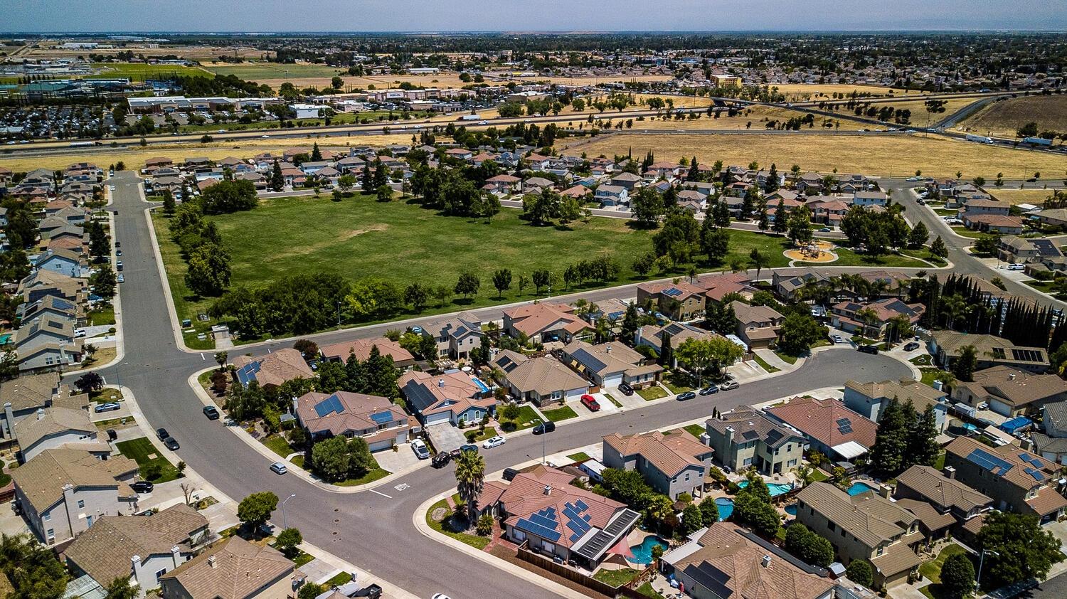 Detail Gallery Image 50 of 51 For 2324 San Marco Ct., Manteca,  CA 95337 - 4 Beds | 3 Baths