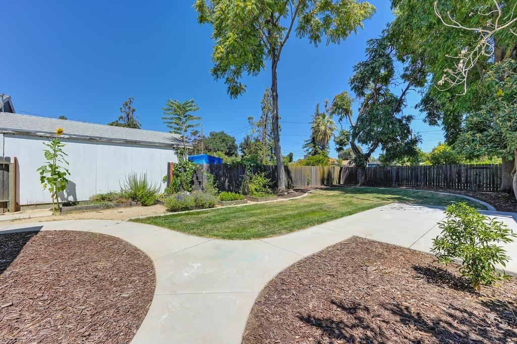 Detail Gallery Image 31 of 46 For 3225 Franklin Blvd, Sacramento,  CA 95818 - 2 Beds | 2 Baths