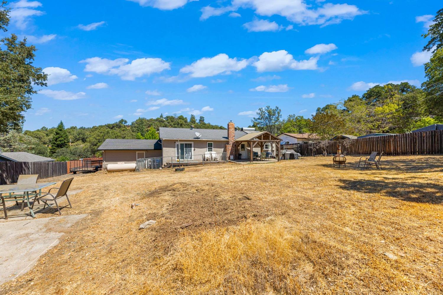 Detail Gallery Image 34 of 43 For 4262 Lorrain St, Shingle Springs,  CA 95682 - 3 Beds | 3 Baths