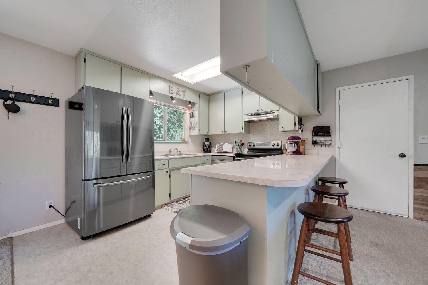 Detail Gallery Image 13 of 43 For 16703 Silver Dr, Pioneer,  CA 95666 - 3 Beds | 2 Baths