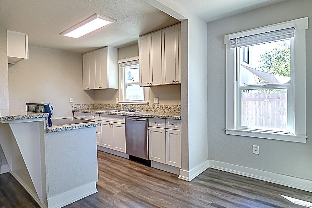 Detail Gallery Image 17 of 26 For 4220 Attawa Ave, Sacramento,  CA 95822 - 2 Beds | 1 Baths