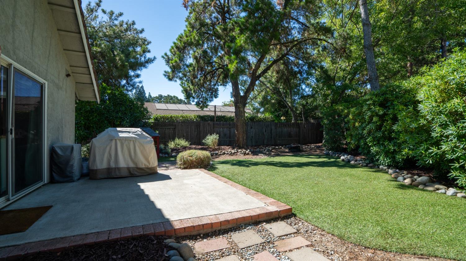 Detail Gallery Image 43 of 45 For 1307 Mossbrook Ct, Roseville,  CA 95661 - 3 Beds | 2 Baths