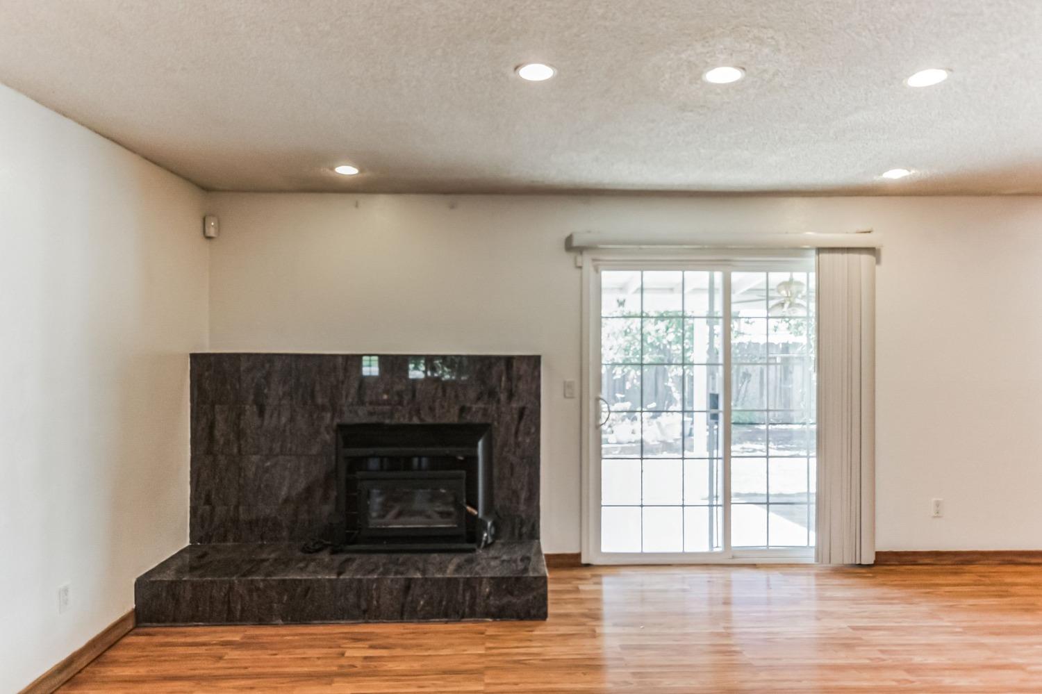 Detail Gallery Image 17 of 40 For 790 Hillsdale Dr, Turlock,  CA 95382 - 3 Beds | 2 Baths