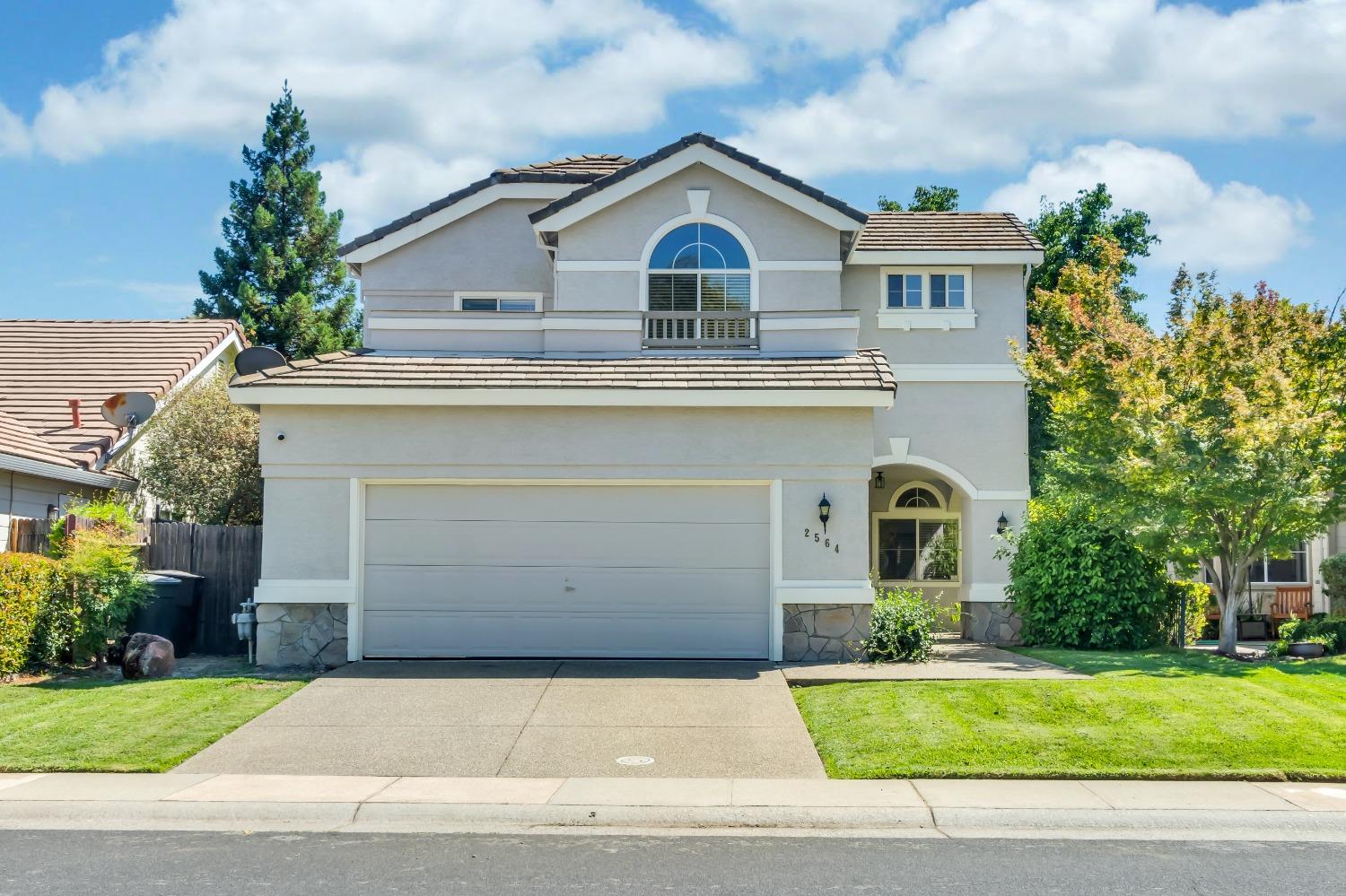 Detail Gallery Image 1 of 1 For 2564 La Croix Dr, Roseville,  CA 95661 - 4 Beds | 2/1 Baths