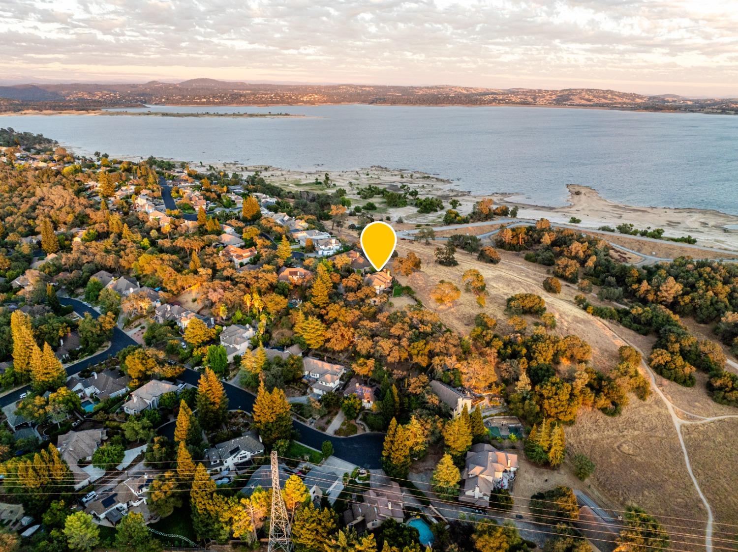 Detail Gallery Image 3 of 84 For 7170 Sierra Dr, Granite Bay,  CA 95746 - 4 Beds | 3 Baths