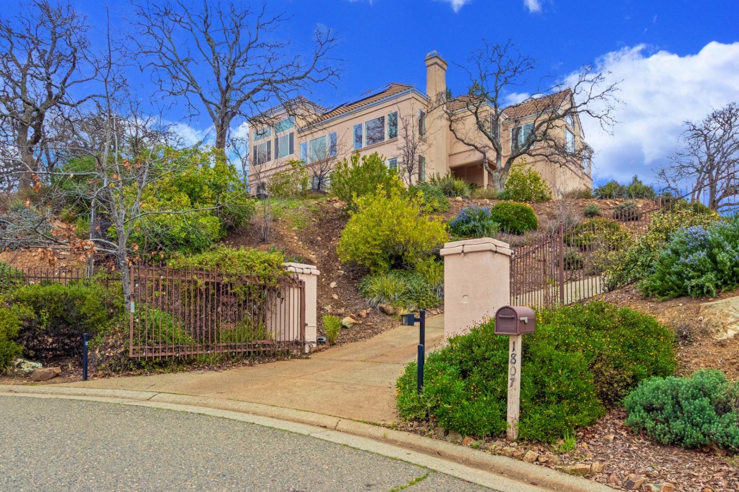 Detail Gallery Image 1 of 83 For 1807 Barcelona Ct, El Dorado Hills,  CA 95762 - 6 Beds | 5/2 Baths