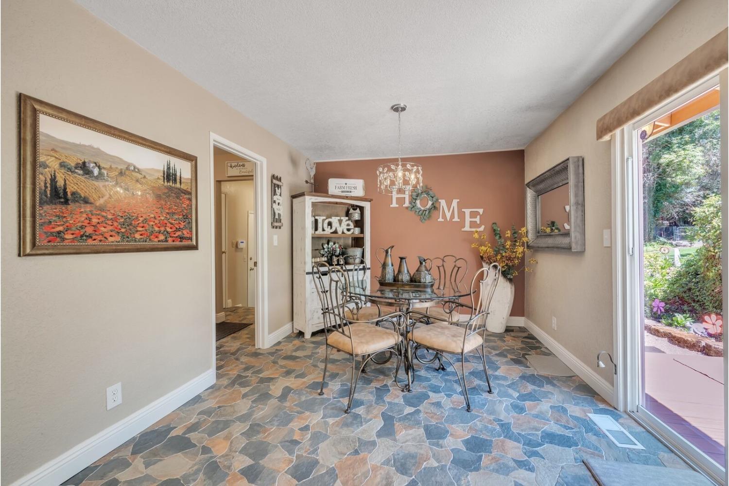 Detail Gallery Image 13 of 49 For 6675 Vireo Way, Granite Bay,  CA 95746 - 4 Beds | 2/1 Baths