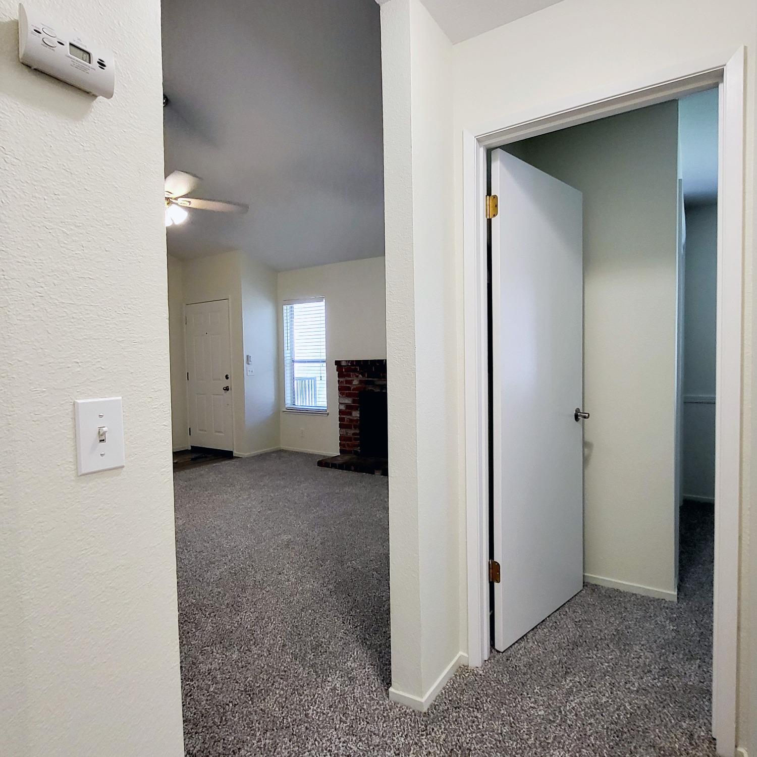 Detail Gallery Image 25 of 28 For 9125 Newhall #27,  Sacramento,  CA 95826 - 2 Beds | 1 Baths