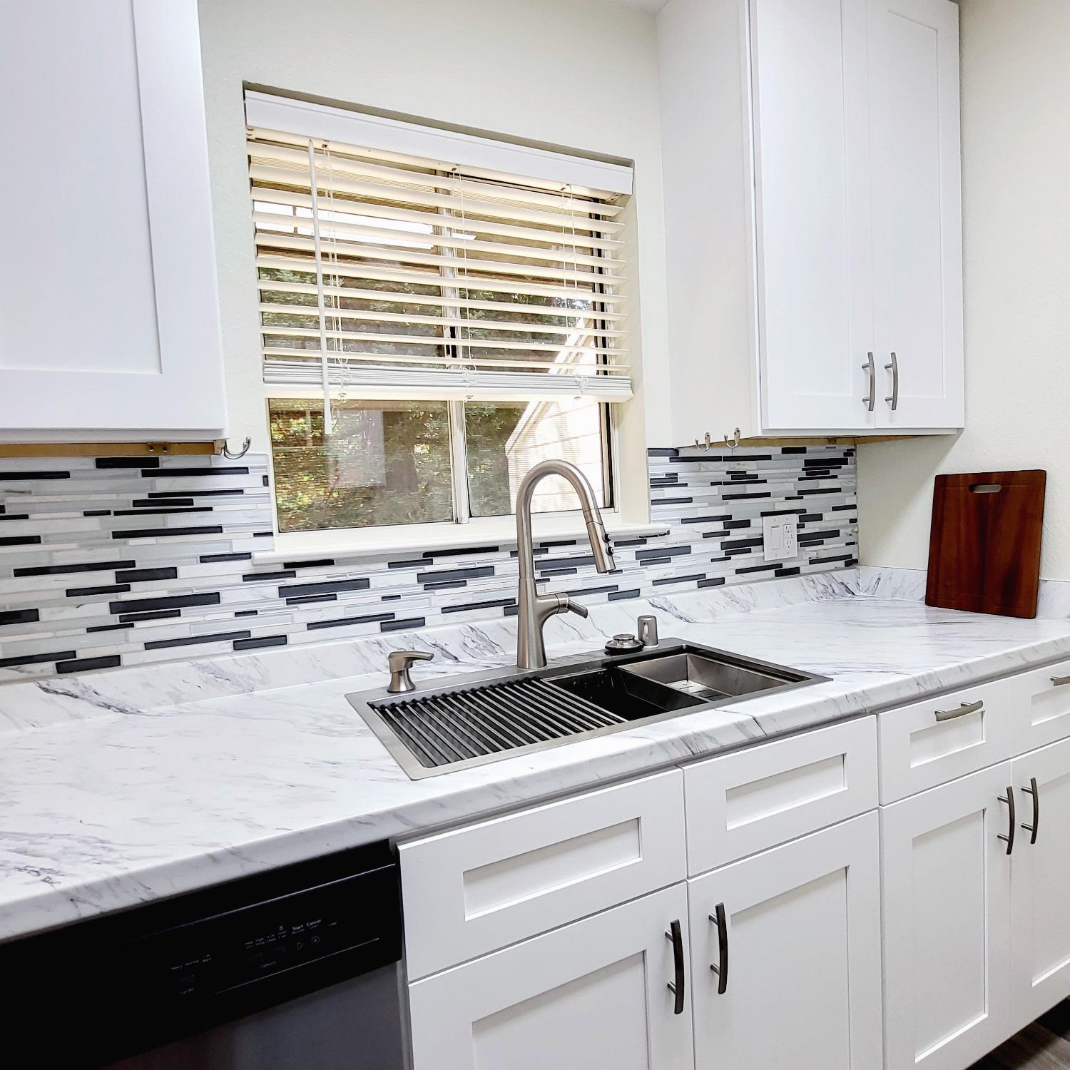 Detail Gallery Image 7 of 28 For 9125 Newhall #27,  Sacramento,  CA 95826 - 2 Beds | 1 Baths