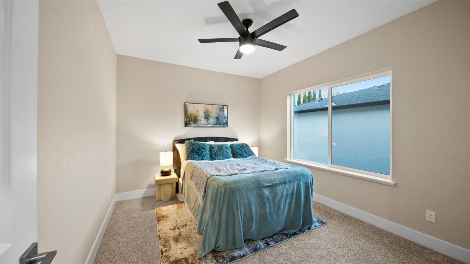 Detail Gallery Image 17 of 26 For 8284 Ghislaine Way, Antelope,  CA 95843 - 4 Beds | 2/1 Baths