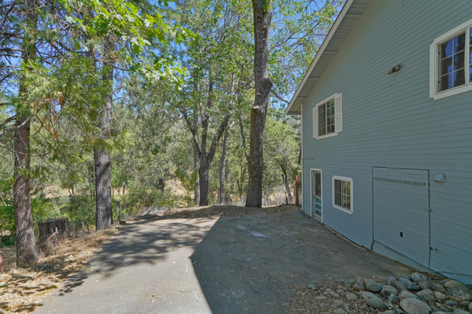 Detail Gallery Image 12 of 48 For 2879 Willow St, Placerville,  CA 95667 - 2 Beds | 3 Baths