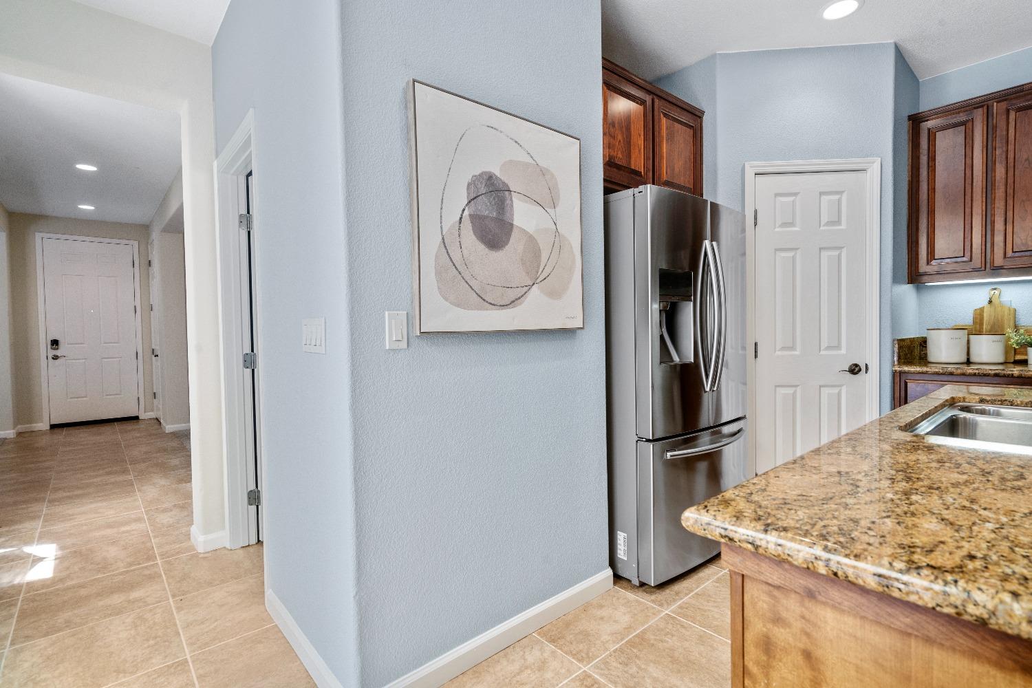 Detail Gallery Image 17 of 59 For 182 W Invitar Ln, Mountain House,  CA 95391 - 4 Beds | 2/1 Baths