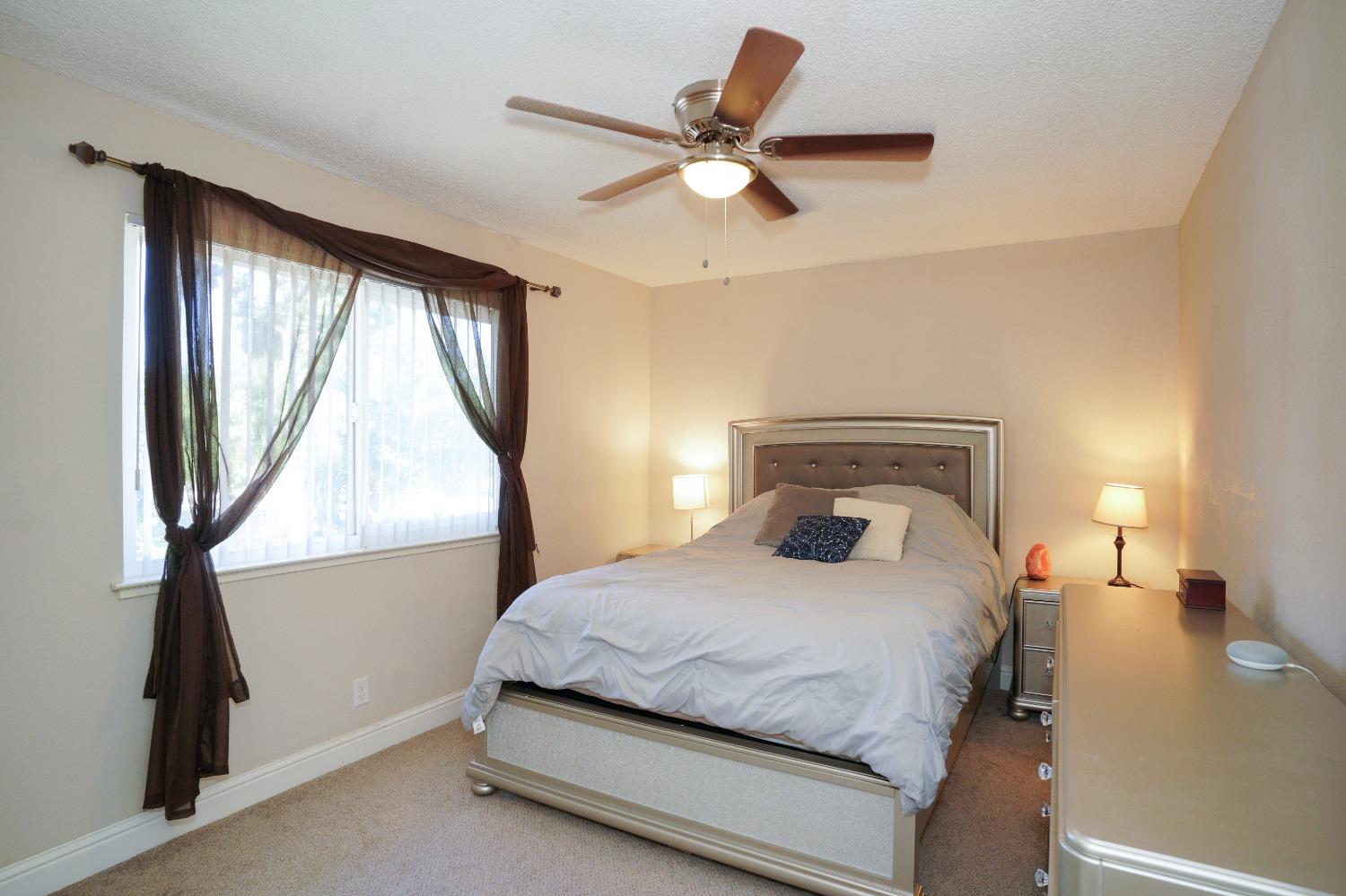 Detail Gallery Image 16 of 27 For 4762 Greenholme Dr #2,  Sacramento,  CA 95842 - 2 Beds | 1 Baths