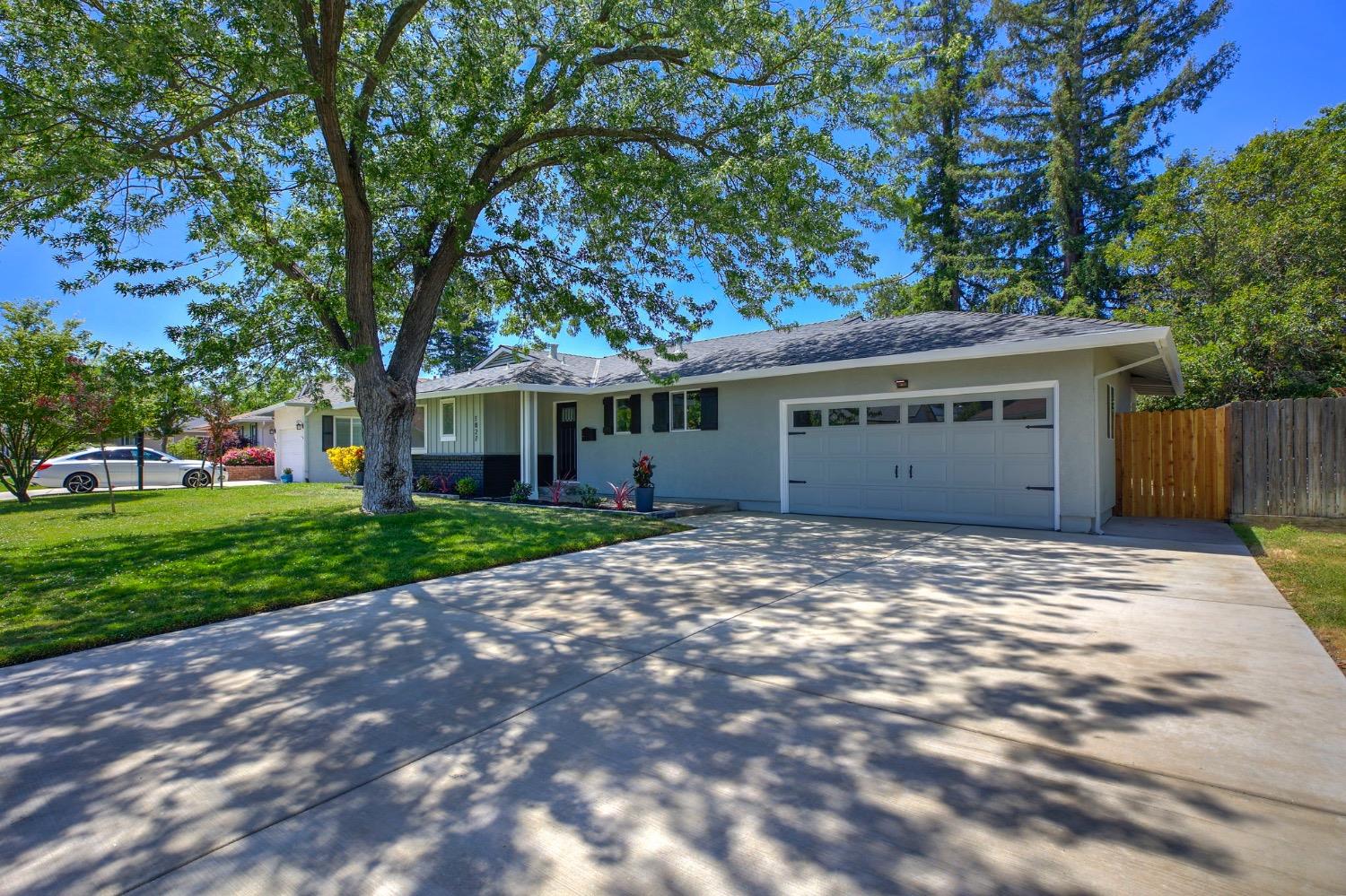 Detail Gallery Image 3 of 47 For 1827 Ceres Way, Sacramento,  CA 95864 - 4 Beds | 3 Baths