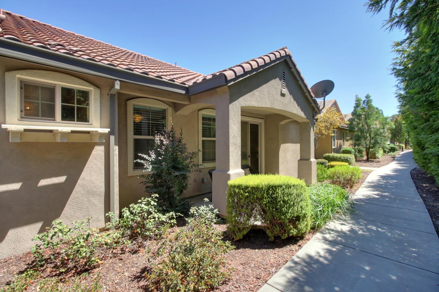 Volonne Drive, Roseville, California image 33