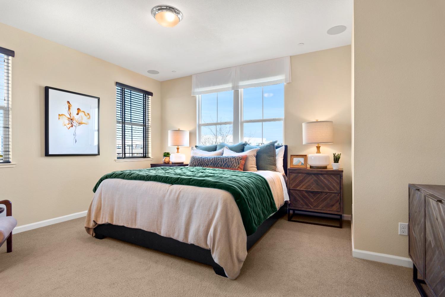 Detail Gallery Image 12 of 18 For 4481 Saone Walk, Sacramento,  CA 95834 - 3 Beds | 2/1 Baths