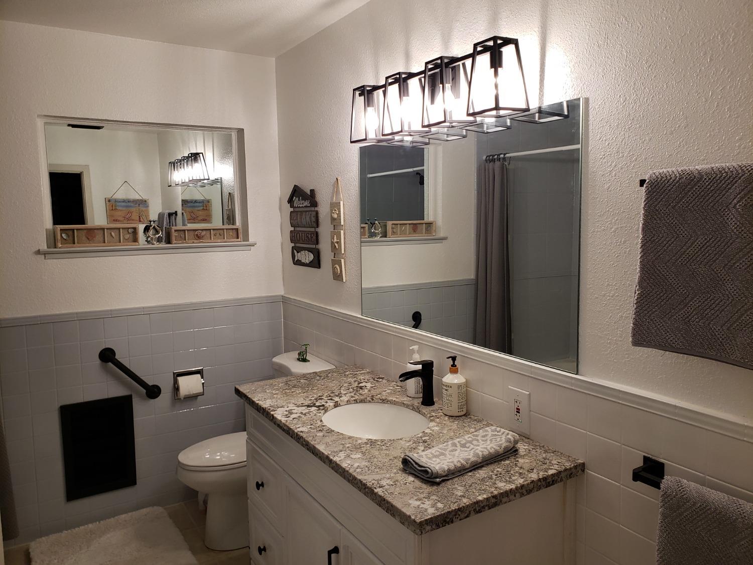 Detail Gallery Image 5 of 12 For 2551 Carson Way, Sacramento,  CA 95821 - 4 Beds | 2 Baths