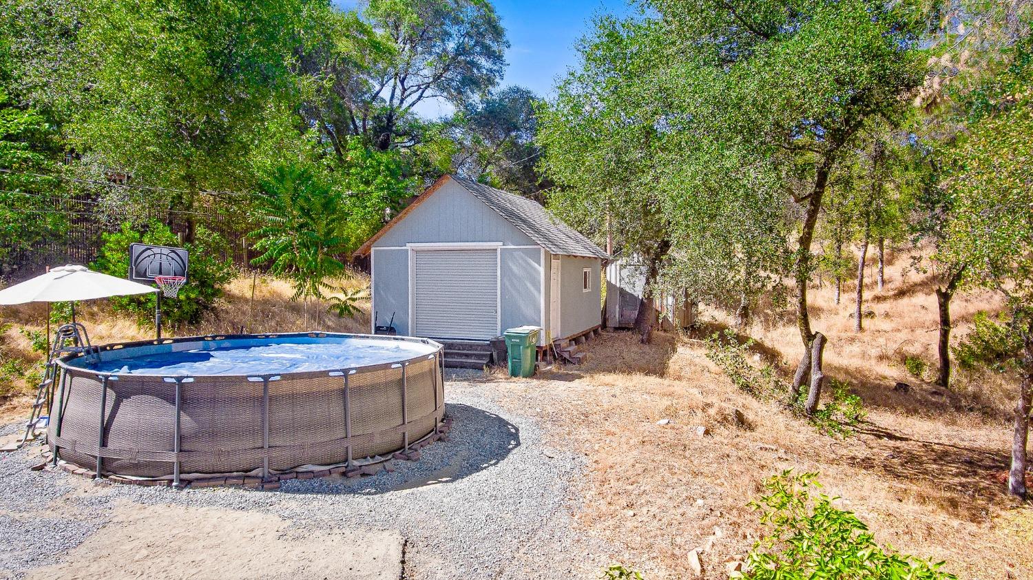 Detail Gallery Image 5 of 23 For 6275 Longview Dr, Placerville,  CA 95667 - 3 Beds | 2 Baths