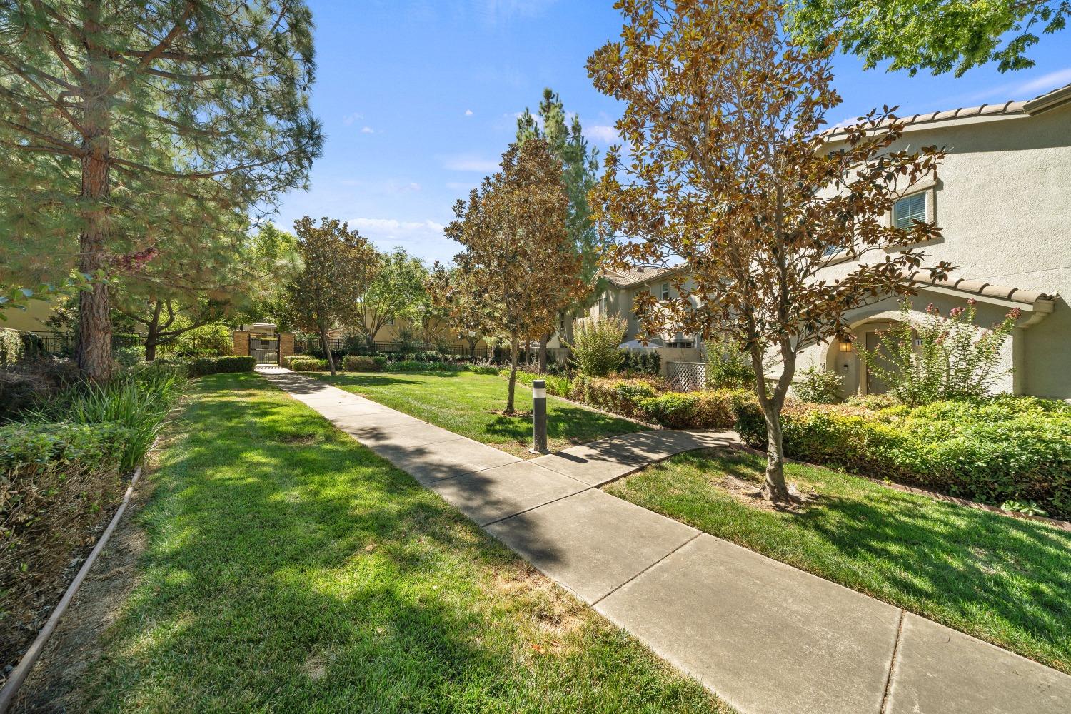 N Park Drive #1113, Sacramento, California image 32