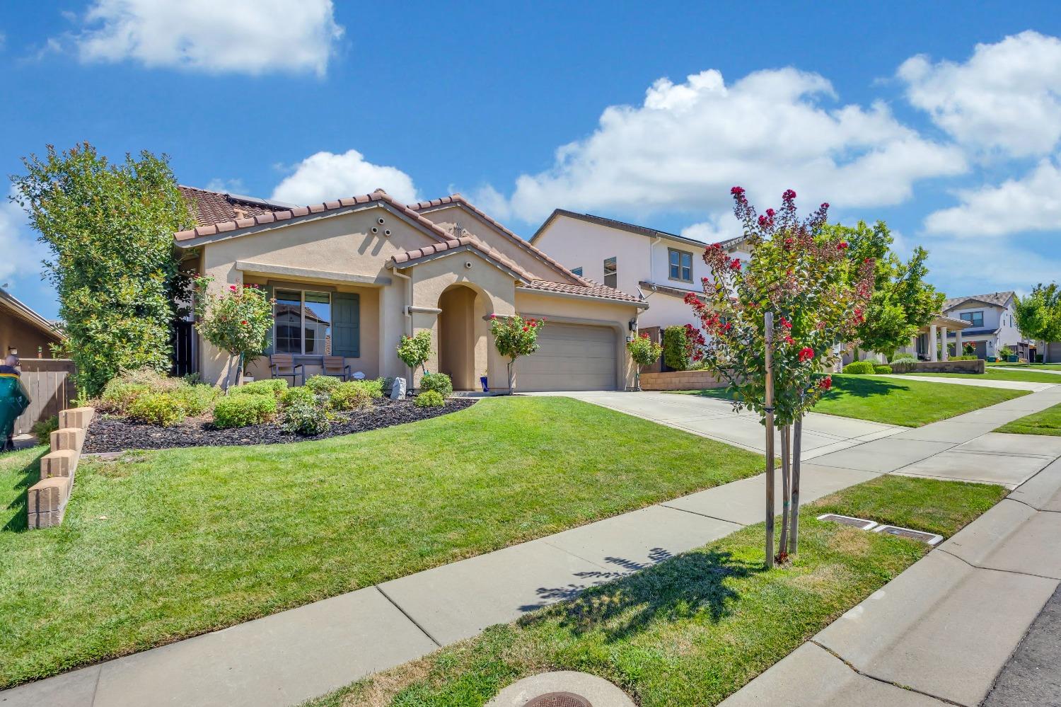 Detail Gallery Image 2 of 82 For 3025 Ferncliff Way, El Dorado Hills,  CA 95762 - 3 Beds | 3 Baths