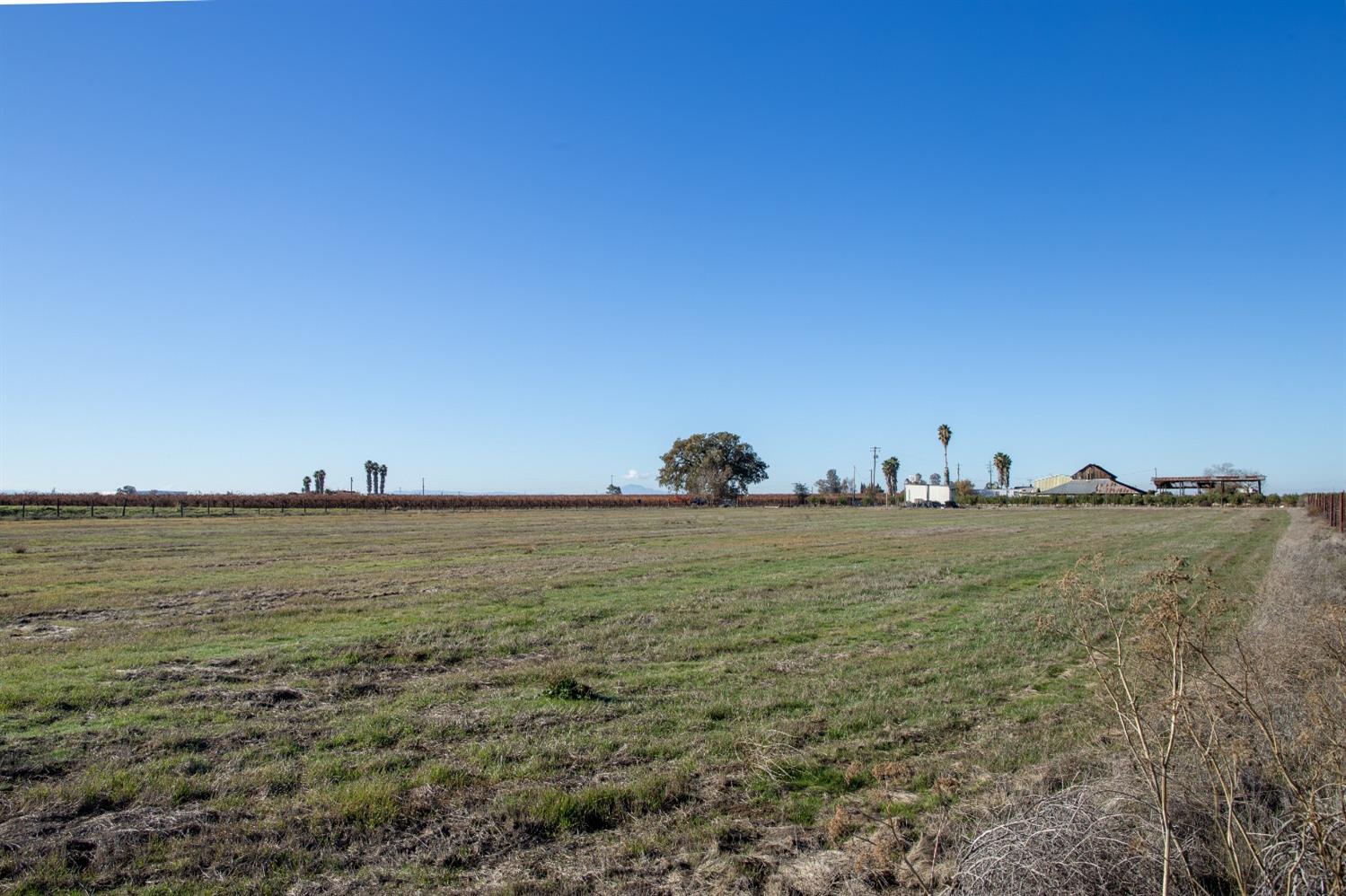 Detail Gallery Image 7 of 12 For 6151 W Acampo Rd, Lodi,  CA 95242 - – Beds | – Baths