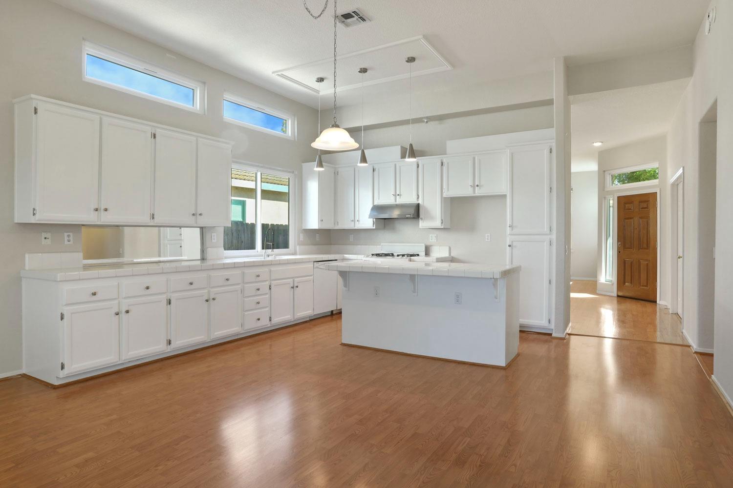 Detail Gallery Image 15 of 33 For 10853 Fire Island Cir, Stockton,  CA 95209 - 4 Beds | 2 Baths