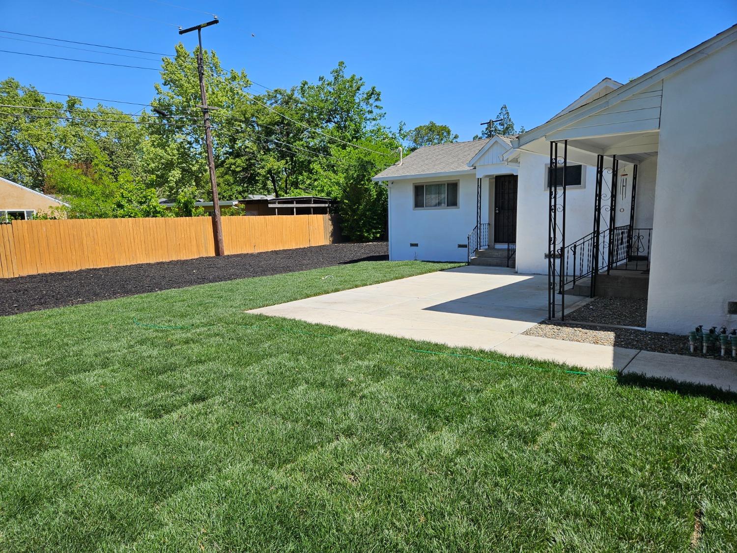 Detail Gallery Image 8 of 12 For 2551 Carson Way, Sacramento,  CA 95821 - 4 Beds | 2 Baths