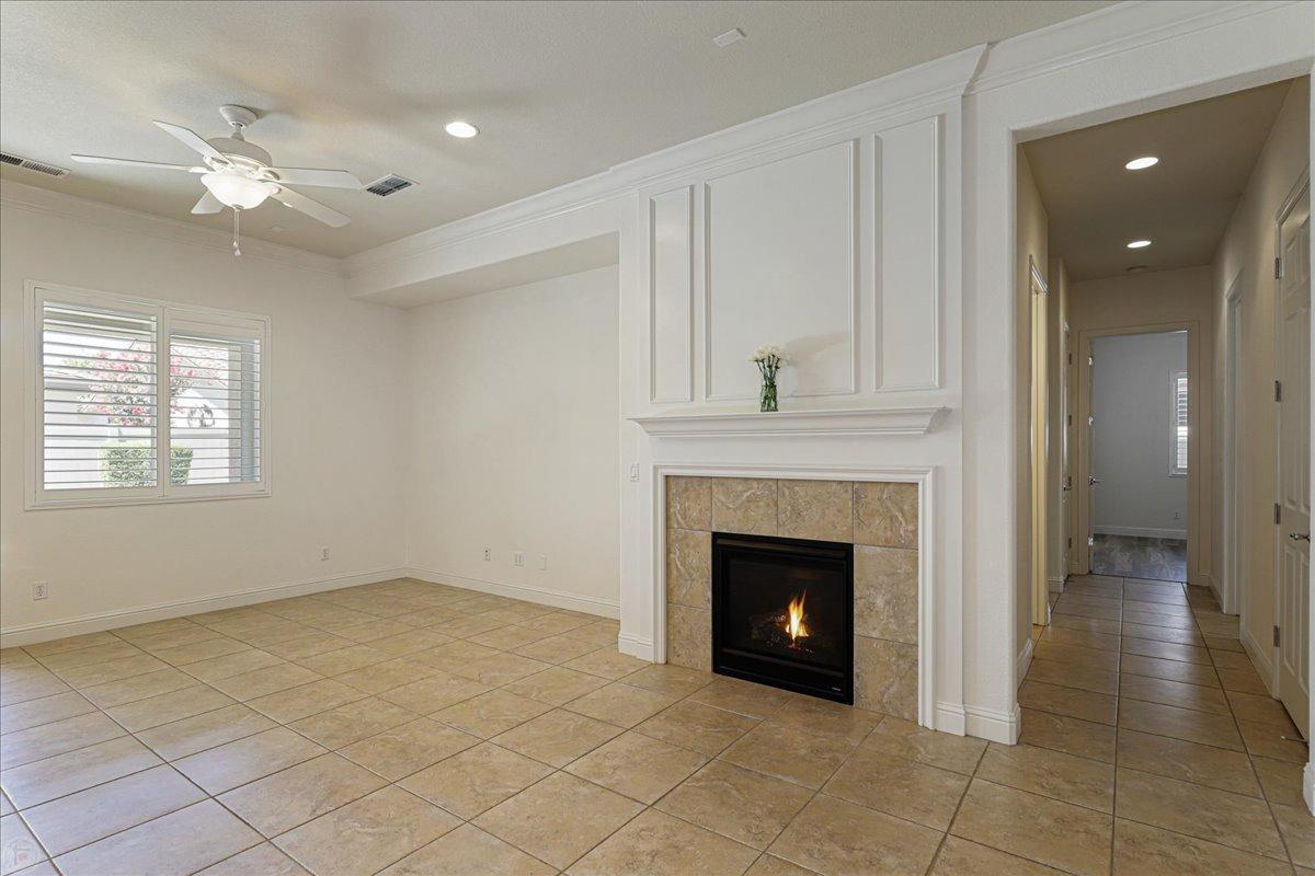 Detail Gallery Image 28 of 99 For 2451 Belle Glade Ln, Manteca,  CA 95336 - 2 Beds | 2/1 Baths