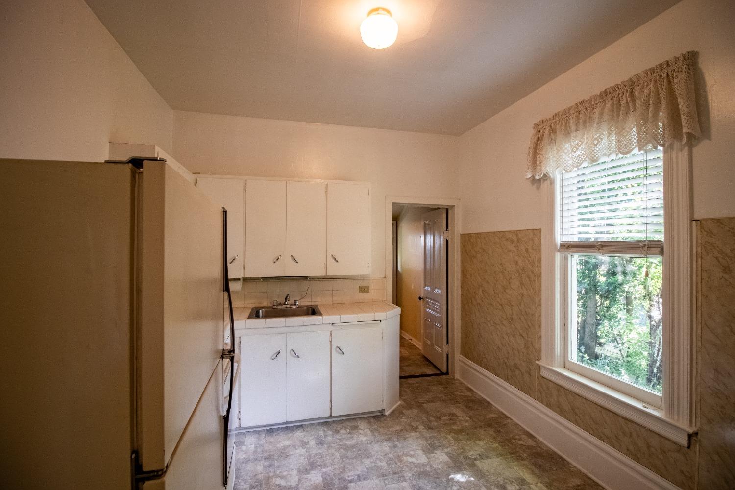 Detail Gallery Image 10 of 30 For 127 Winchester St, Grass Valley,  CA 95945 - 2 Beds | 2 Baths