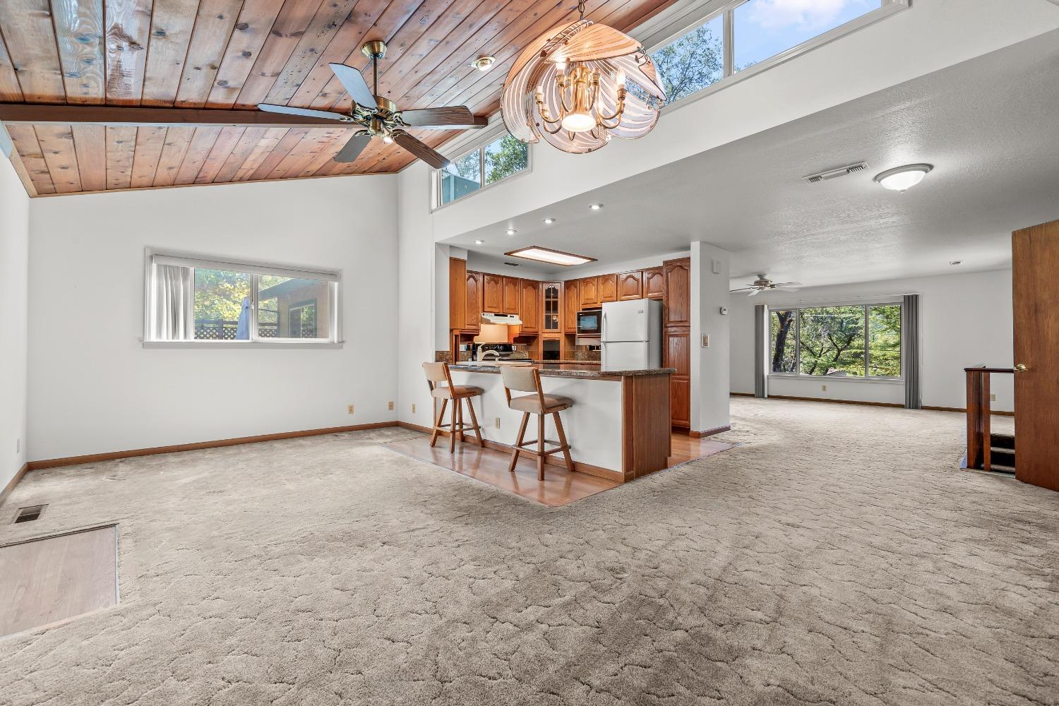 Rolling Hills Court, Auburn, California image 8