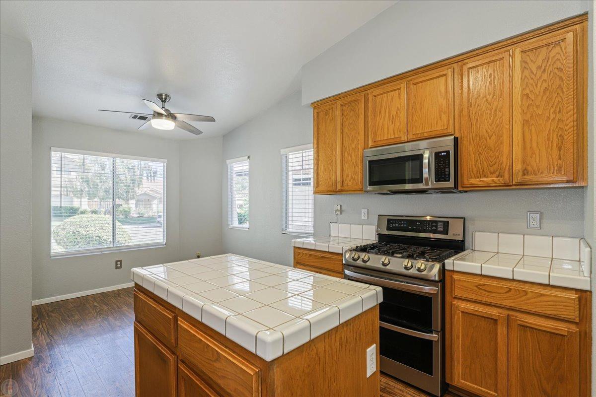 Detail Gallery Image 17 of 41 For 2440 Martin Anthony Ct, Tracy,  CA 95377 - 3 Beds | 2 Baths