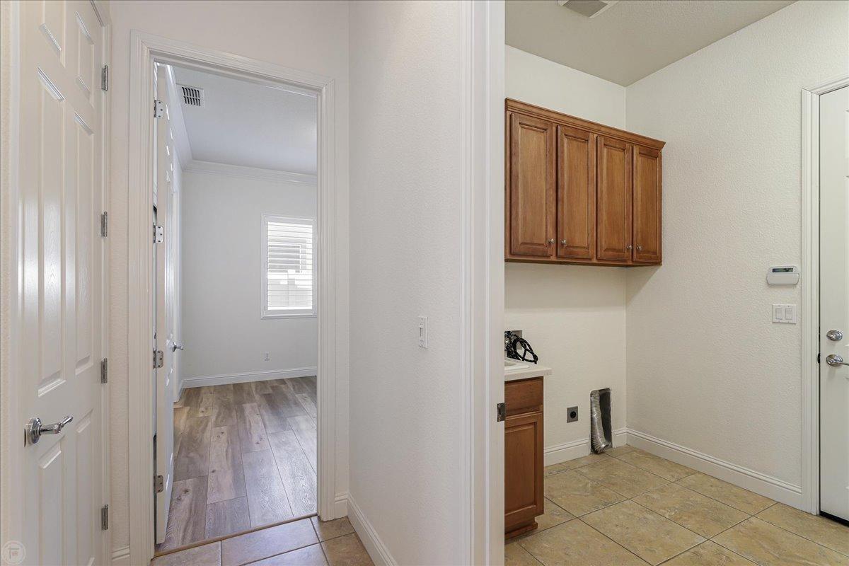 Detail Gallery Image 31 of 99 For 2451 Belle Glade Ln, Manteca,  CA 95336 - 2 Beds | 2/1 Baths