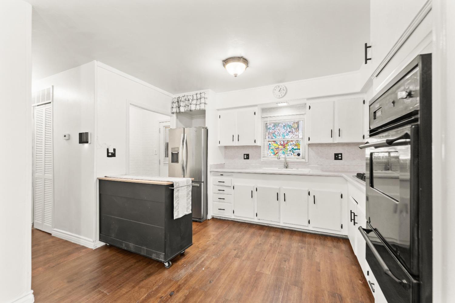 Detail Gallery Image 10 of 34 For 7400 Carondelet Ln, Sacramento,  CA 95828 - 2 Beds | 1 Baths