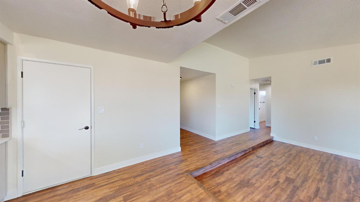 Detail Gallery Image 21 of 48 For 131 Birchwood St, Manteca,  CA 95336 - 3 Beds | 2 Baths