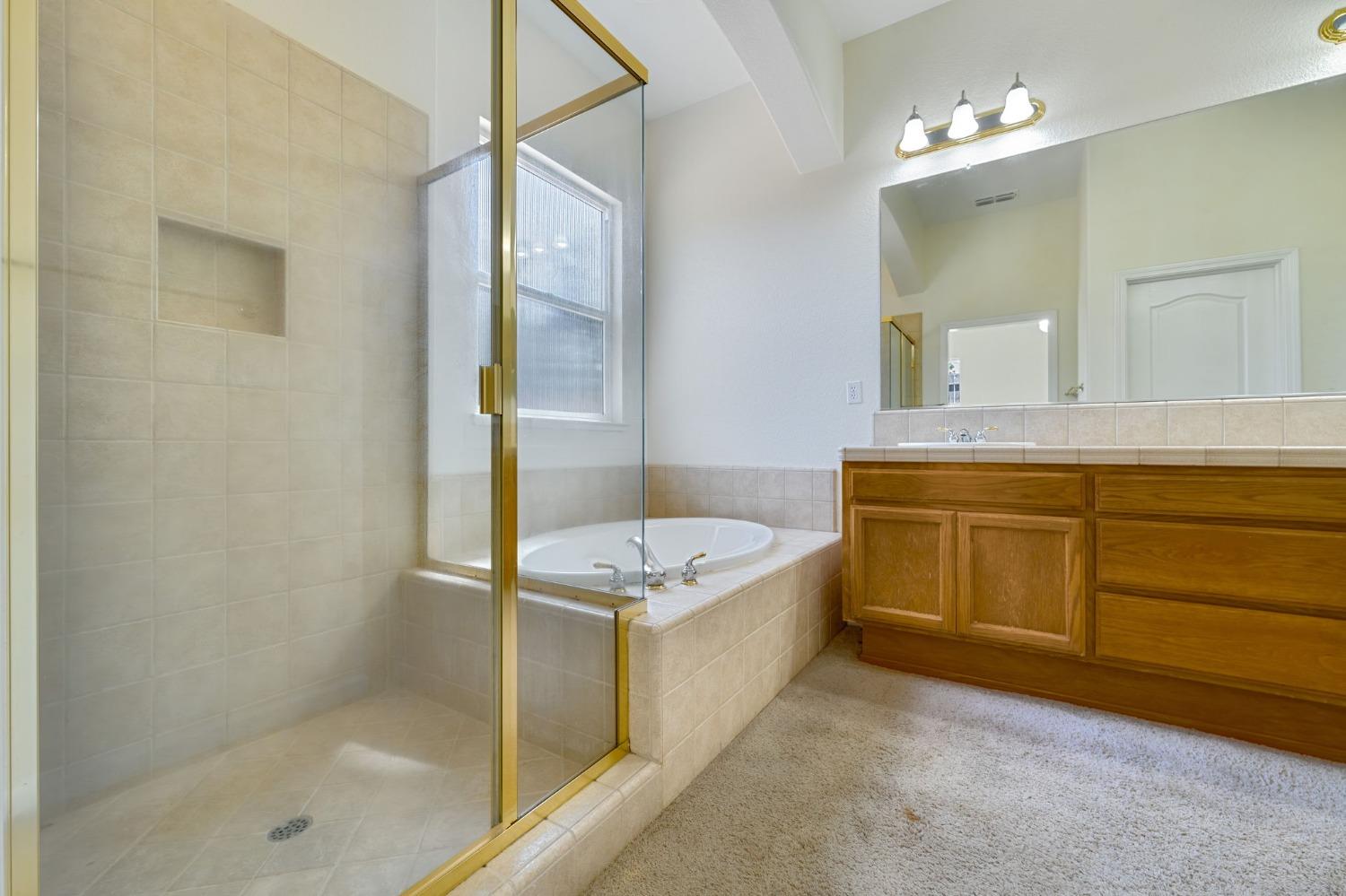 Detail Gallery Image 22 of 42 For 2082 Sebastian Way, Roseville,  CA 95661 - 3 Beds | 2 Baths