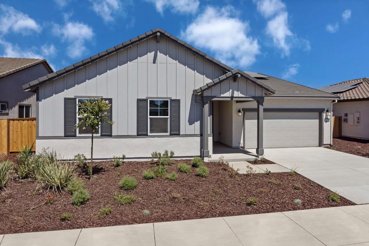 Detail Gallery Image 2 of 28 For 2653 Grove St, Lodi,  CA 95242 - 4 Beds | 2/1 Baths