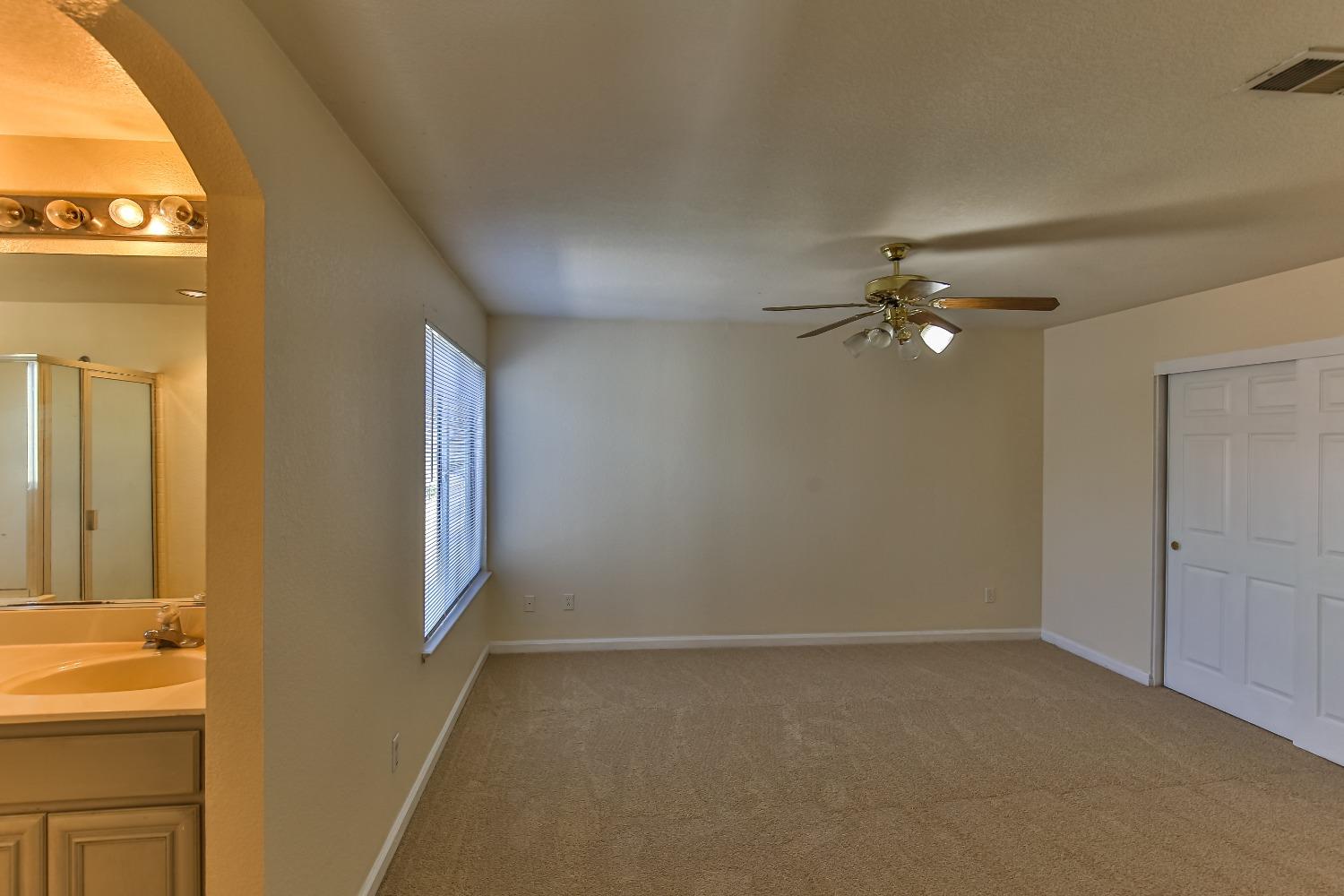 Detail Gallery Image 17 of 43 For 5631 Vintage Cir, Stockton,  CA 95219 - 3 Beds | 2/1 Baths